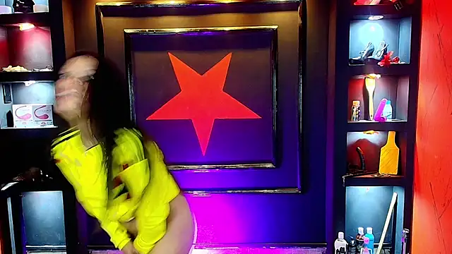 Girls of fire   online show from 12, 6, 2026
