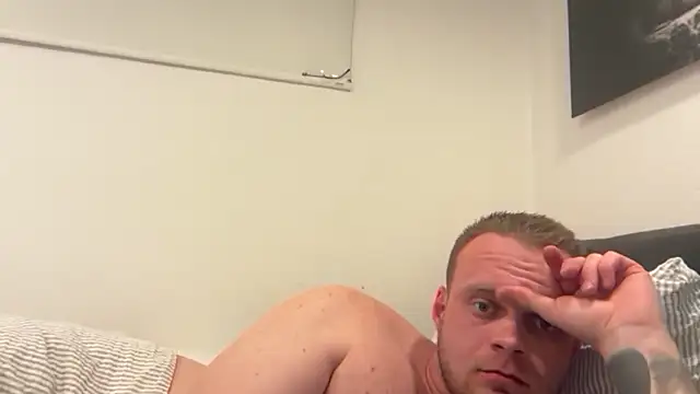 hallihallo12343 online show from 20, 4, 2026