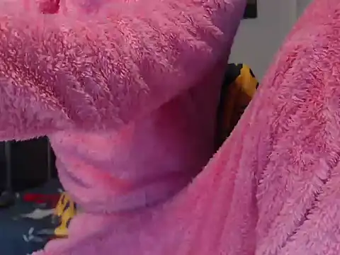 CarlyTheMessy online show from 22, 4, 2026