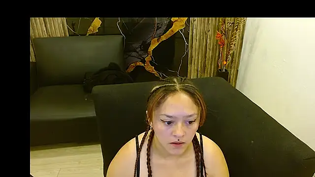 Snapshot of emily16092020 chatting on 26, 5, 2026 emily16092020 online show from 26, 5, 2026