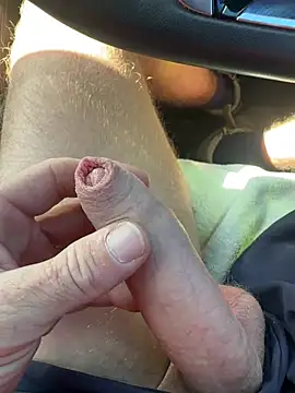 givemeahandpls online show from 21, 4, 2026