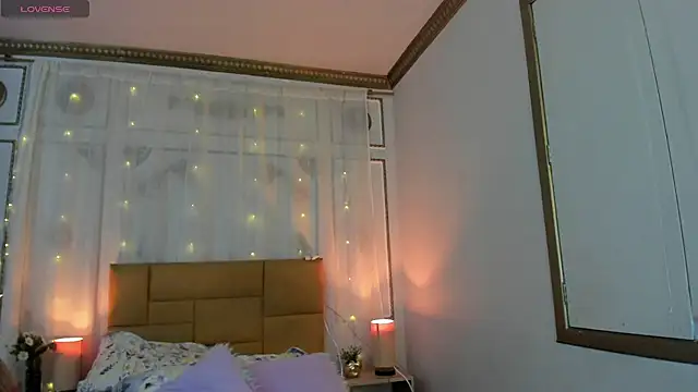 cris milk online show from 26, 6, 2026
