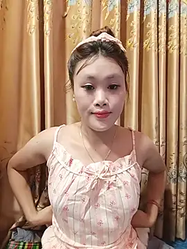 Snapshot of Ly-sexyy chatting on 13, 7, 2026 Ly-sexyy online show from 13, 7, 2026