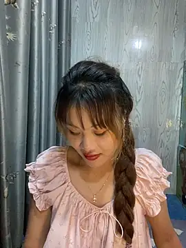 Ly-sexyy online show from 26, 4, 2026