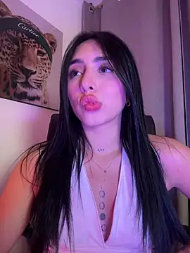Snapshot of IsabellaNoir_ chatting on 28, 4, 2026 IsabellaNoir online show from 28, 4, 2026