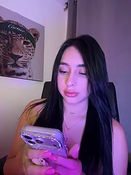 Snapshot of IsabellaNoir_ chatting on 13, 5, 2026 IsabellaNoir online show from 13, 5, 2026