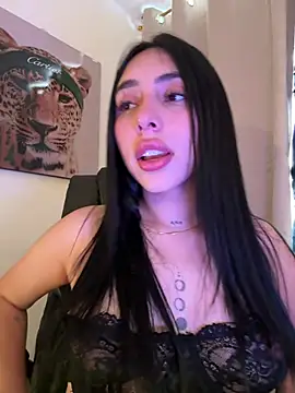 Snapshot of IsabellaNoir_ chatting on 8, 7, 2026 IsabellaNoir online show from 8, 7, 2026
