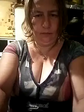 Snapshot of AnnaGlory38 chatting on 15, 6, 2026 AnnaGlory38 online show from 15, 6, 2026