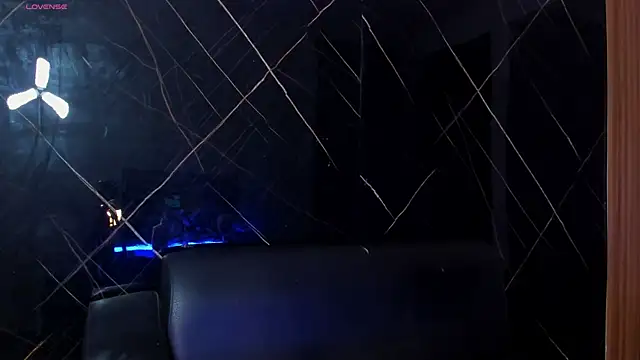  IanLark online show from 4, 6, 2026