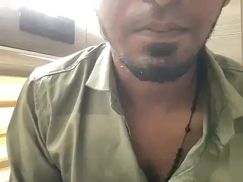 Snapshot of Xh0dy chatting on 25, 4, 2026 Xh0dy online show from 25, 4, 2026