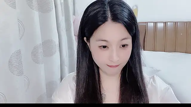 Snapshot of D-Misslu chatting on 23, 7, 2026 D-Misslu online show from 23, 7, 2026