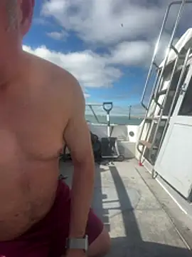 dadbod21 online show from 4, 7, 2026