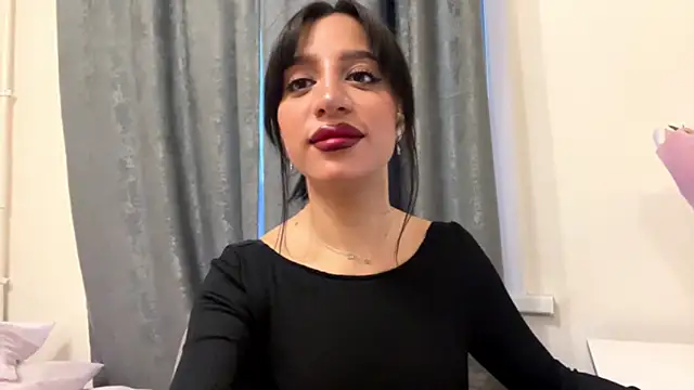 AngellaBarbini online show from 28, 6, 2026