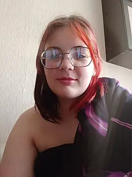 Snapshot of LoisFox chatting on 24, 4, 2026 LoisFox online show from 24, 4, 2026