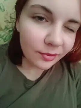 Snapshot of LoisFox chatting on 7, 5, 2026 LoisFox online show from 7, 5, 2026