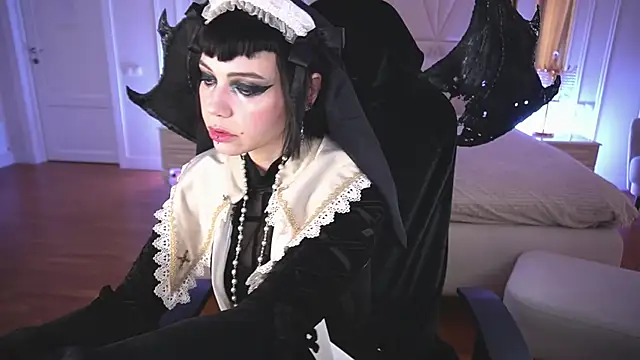 OutfitObsession online show from 30, 4, 2026