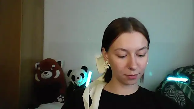 Snapshot of JuicyErika chatting on 2, 5, 2026 JuicyErika online show from 2, 5, 2026