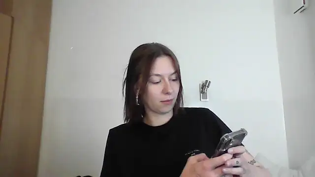 Snapshot of JuicyErika chatting on 1, 5, 2026 JuicyErika online show from 1, 5, 2026