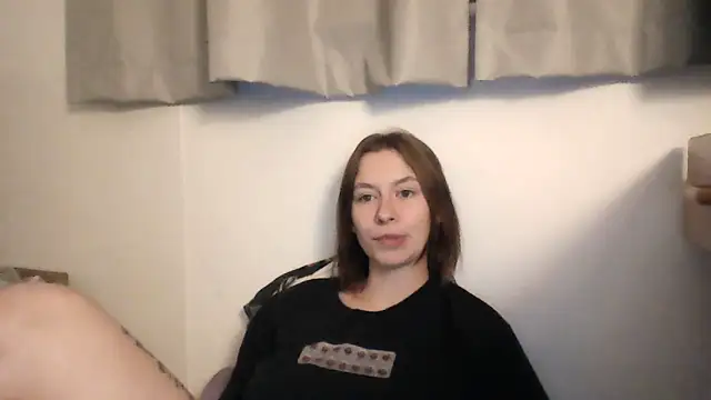 Snapshot of JuicyErika chatting on 15, 6, 2026 JuicyErika online show from 15, 6, 2026