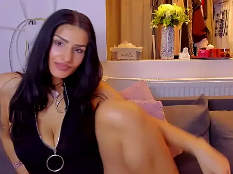 Milfchellle online show from 23, 4, 2026