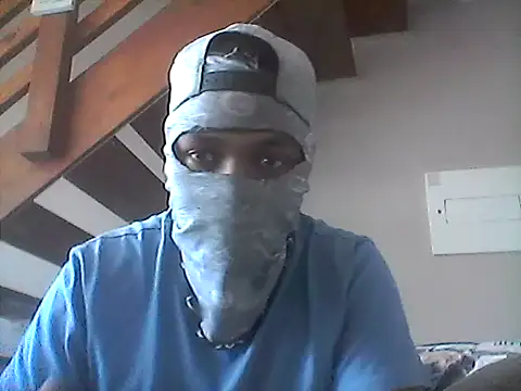 Snapshot of LunjeSA chatting on 18, 5, 2026 LunjeSA online show from 18, 5, 2026