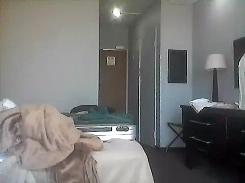 Snapshot of LunjeSA chatting on 13, 5, 2026 LunjeSA online show from 13, 5, 2026