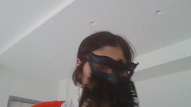 Snapshot of HelenTiAscolta chatting on 11, 5, 2026 HelenTiAscolta online show from 11, 5, 2026