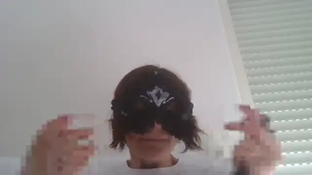 Snapshot of HelenTiAscolta chatting on 7, 6, 2026 HelenTiAscolta online show from 7, 6, 2026