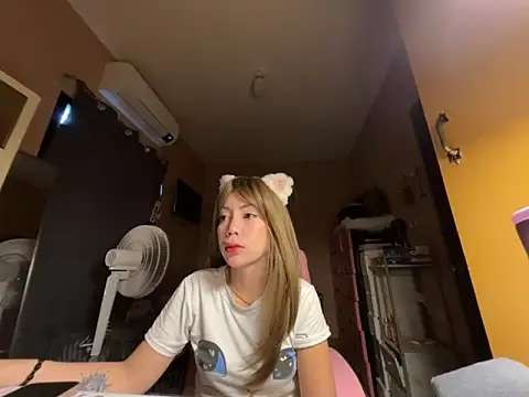 sweet glam online show from 17, 5, 2026