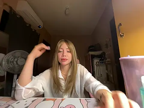 sweet glam online show from 19, 5, 2026
