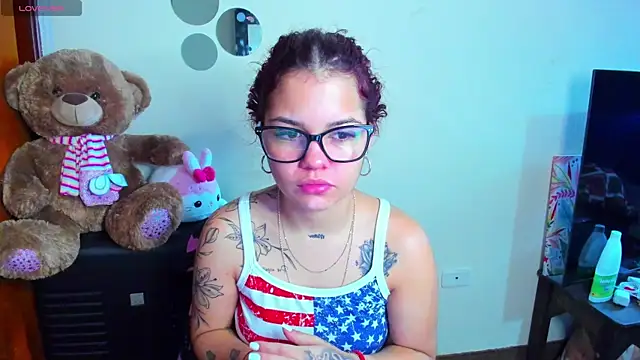 Snapshot of angelina_77 chatting on 23, 4, 2026 angelina 77 online show from 23, 4, 2026