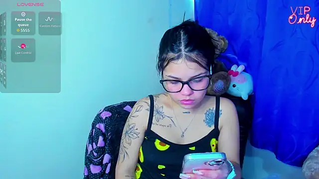 Snapshot of angelina_77 chatting on 14, 7, 2026 angelina 77 online show from 14, 7, 2026
