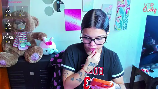 Snapshot of angelina_77 chatting on 29, 5, 2026 angelina 77 online show from 29, 5, 2026