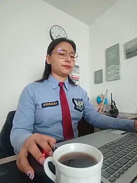 Queen linda1 online show from 18, 5, 2026