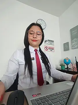 Queen linda1 online show from 11, 5, 2026