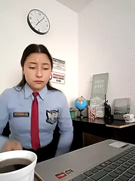 Queen linda1 online show from 4, 5, 2026