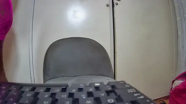 Snapshot of BusttyBoobs19 chatting on 7, 5, 2026 BusttyBoobs19 online show from 7, 5, 2026