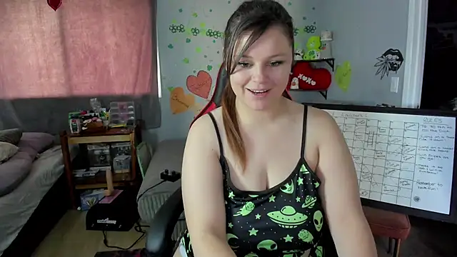 DelilaFields2 online show from 5, 5, 2026