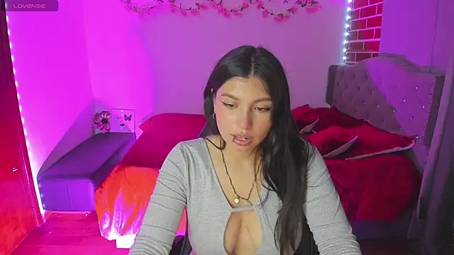 isabella monntolvo online show from 29, 4, 2026