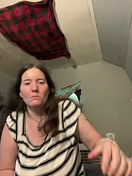 Snapshot of Mini83 chatting on 15, 7, 2026 Mini83 online show from 15, 7, 2026