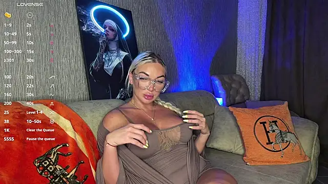 Snapshot of MissJessX chatting on 13, 7, 2026 MissJessX online show from 13, 7, 2026