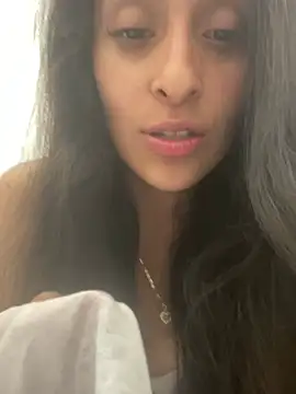 leenachanel online show from 31, 7, 2026