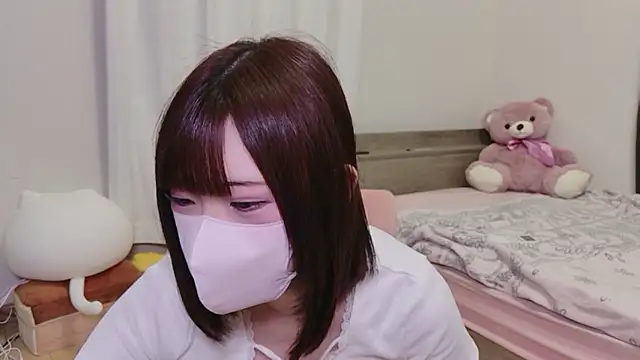 hiyo0001 online show from 19, 5, 2026