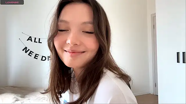 Snapshot of RochelTrewhitt chatting on 13, 5, 2026 RochelTrewhitt online show from 13, 5, 2026
