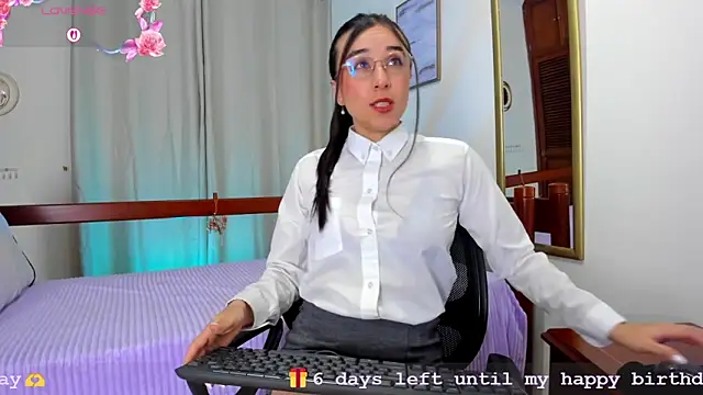 Snapshot of Elisabetta_Amour chatting on 15, 5, 2026 Elisabetta Amour online show from 15, 5, 2026