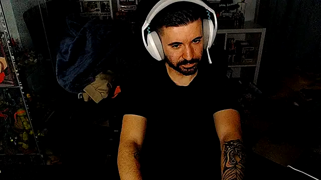 chiquitoconsecreto online show from 23, 4, 2026