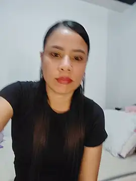 Nicol Alvarez1 online show from 4, 8, 2026