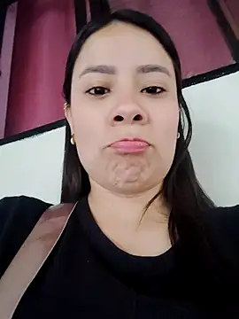 Nicol Alvarez1 online show from 24, 4, 2026