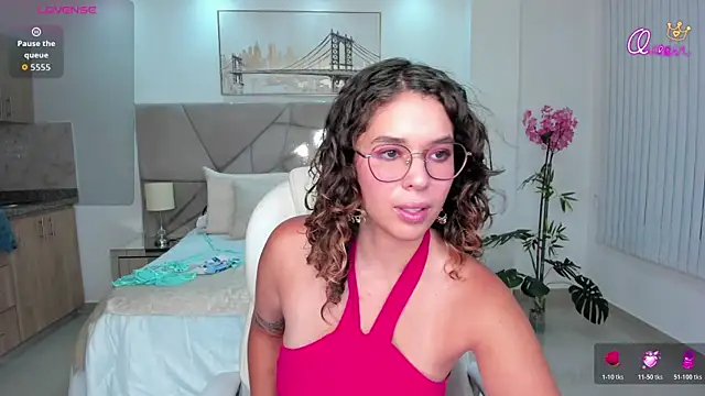 sienna luxor online show from 3, 5, 2026