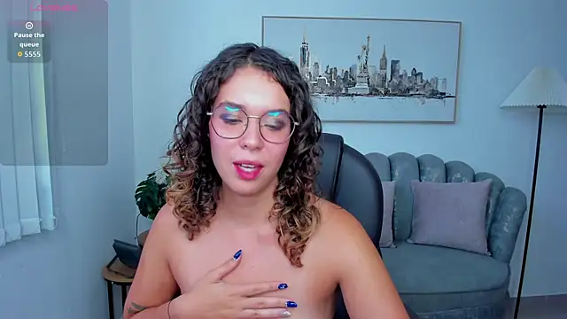 sienna luxor online show from 6, 6, 2026